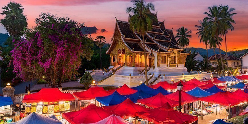 Luang Prabangin yömarkkinat, Laos